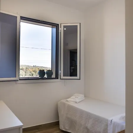 Etna Luxury Room-house