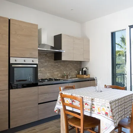 Etna Luxury Room-house Guest house *