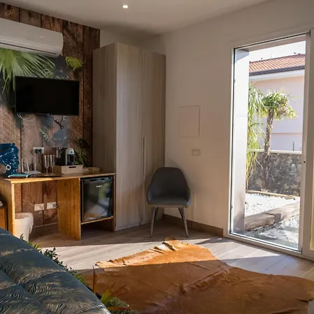 Etna Luxury Room-house
